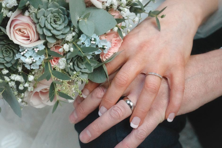 https://flowerswealdstone.co.uk/blog/top-wedding-flowers-suppliers-for-headstone-lane-couples/
